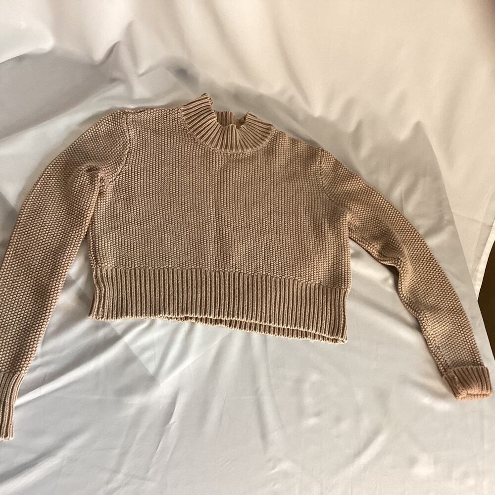 Kendall & Kylie Beige Ribbed Knit Cropped Sweater – Size Small